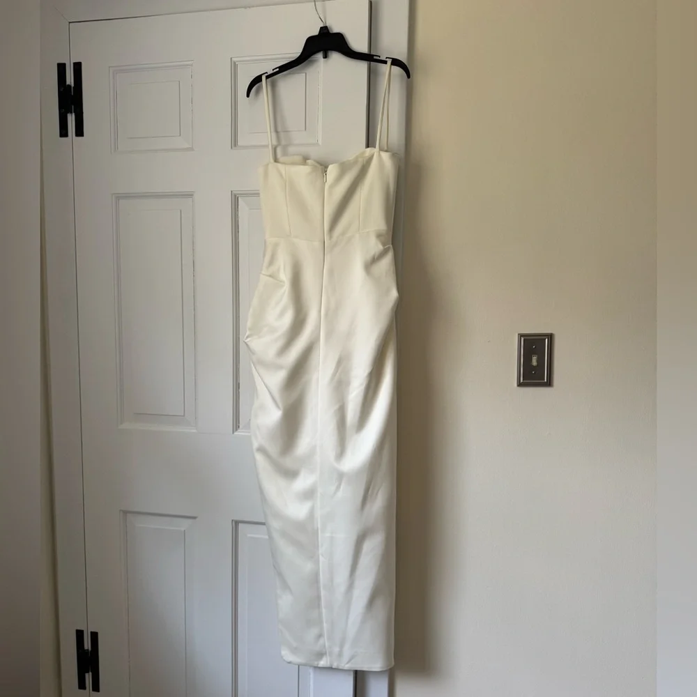 HOUSE OF CB Flora Gown Size Small White Off White Dutch Satin Side Slit - Picture 9 of 10